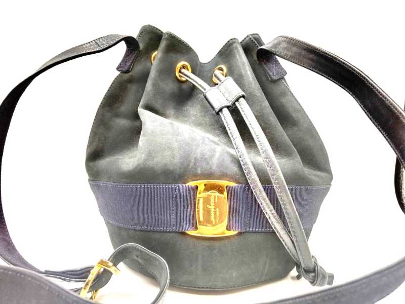 フェラガモ買取 ショルダーバッグ